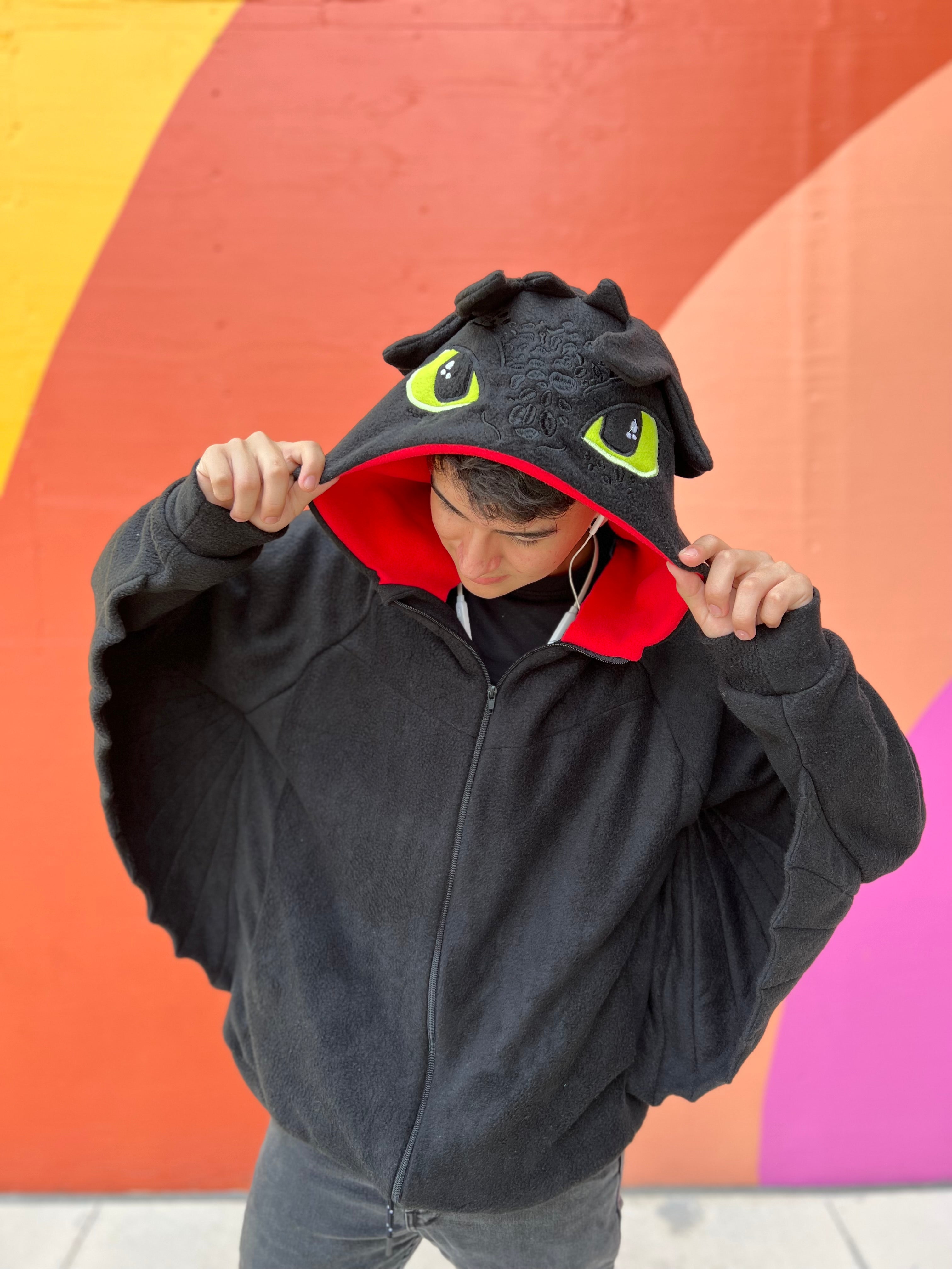 🐉Buzo Dragón Negro con Alas – Chaqueta Unisex Suave y Abrigada